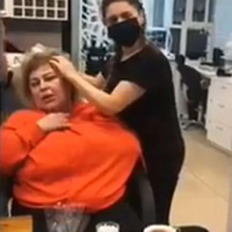 Mətanət niyə qolunu gizlədib?