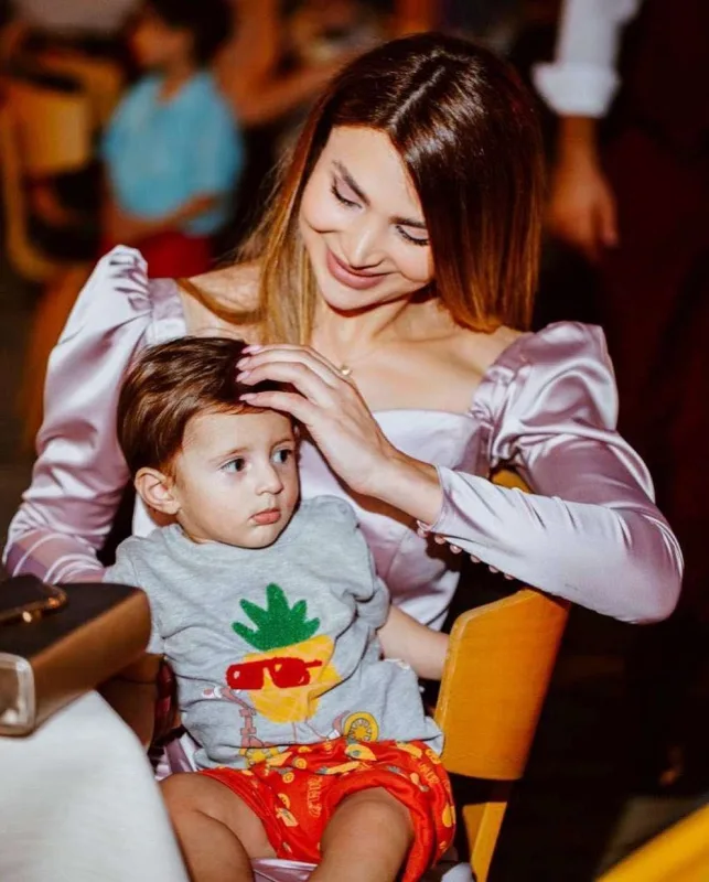 Muradla Ülviyyənin ikinci övladı doğuldu