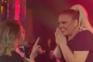 “Yeyərəm səni, sosiska” - Kibariyedən Rozaya