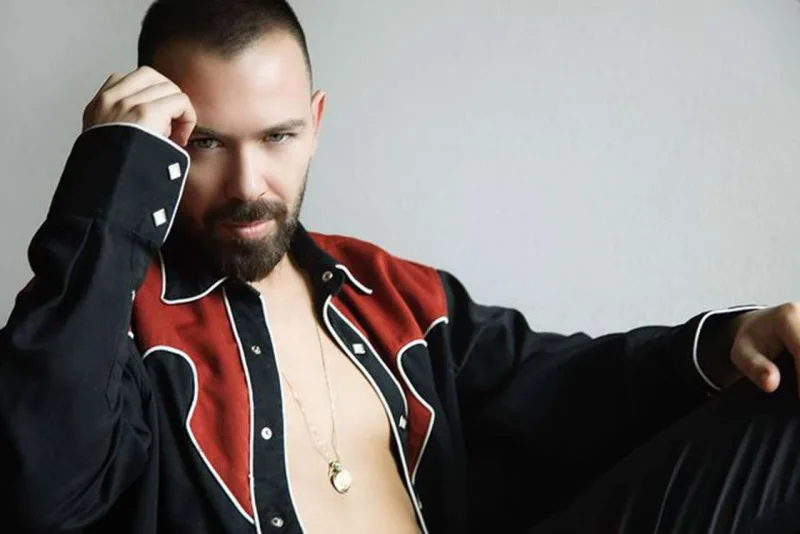 Estetik əməliyyatı ilə bağlı açıqlama yaydı