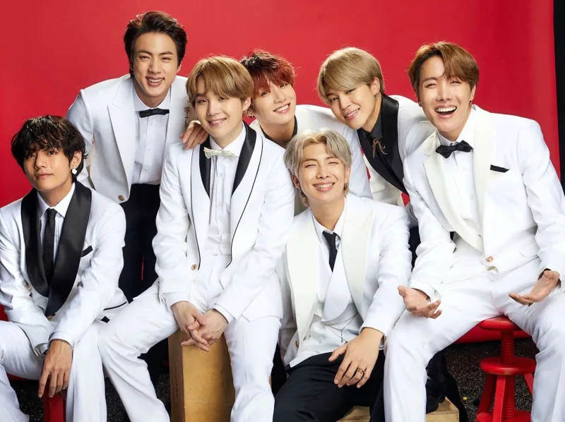 BTS-in kitabı rekord qırdı