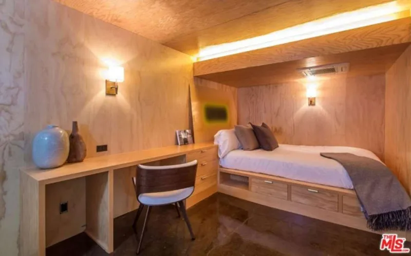 Di Kaprio bu villasını satır - Fotolar