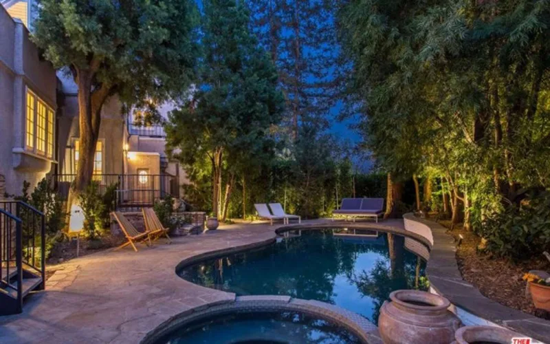 Di Kaprio bu villasını satır - Fotolar