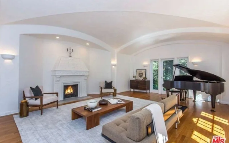 Di Kaprio bu villasını satır - Fotolar