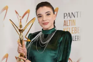 “Nahidənin 2021-ci ildə hit mahnısı yox idi”