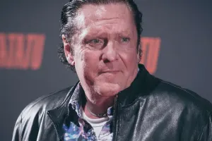 Tanınmış aktyorun oğlu özünü güllələdi