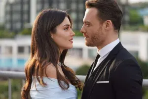 Hande Keremi evdən qovub