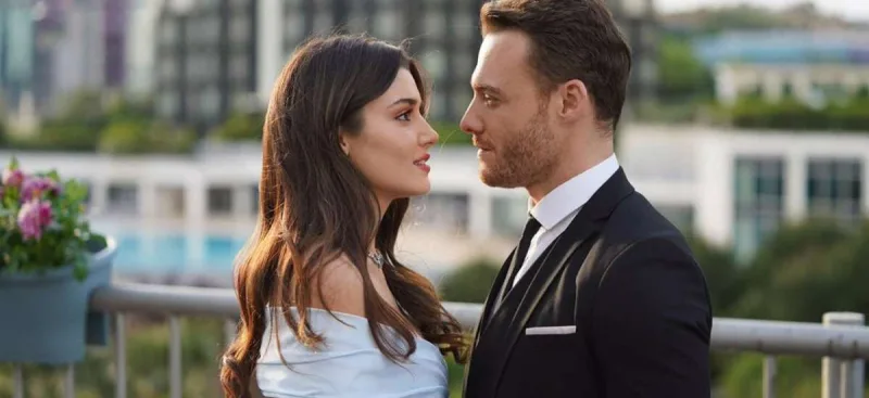 Hande Keremi evdən qovub