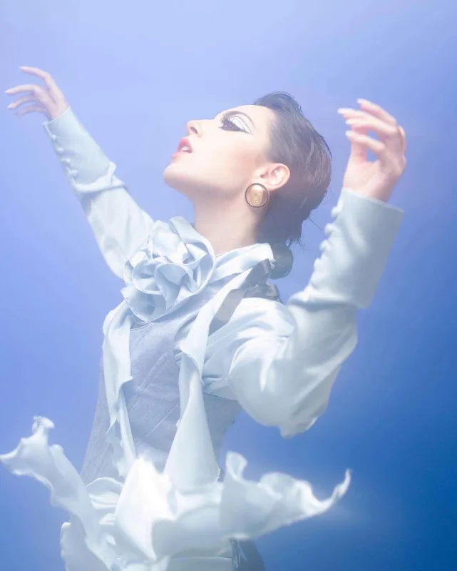 Aiseldən aylar sonra yeni mahnı - VİDEO