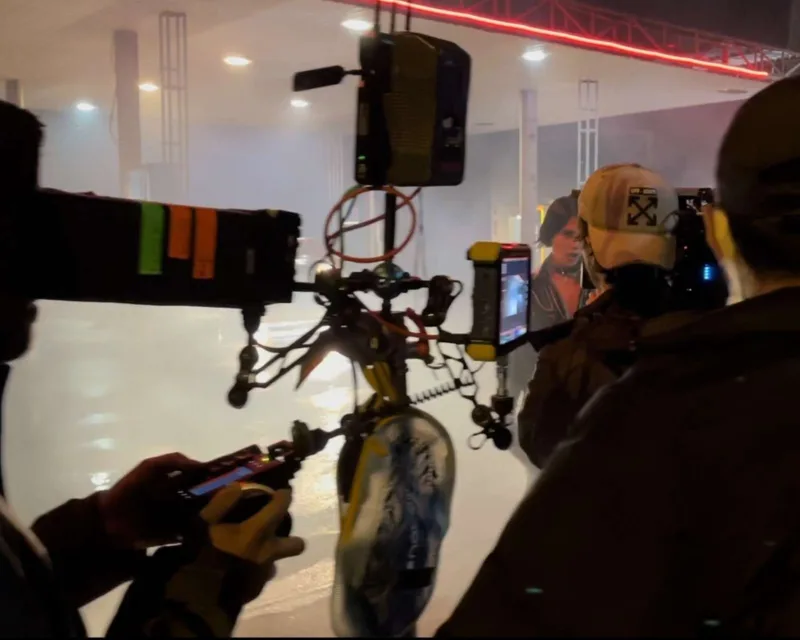 Hiss “Warner”la ilk layihəsini təqdim etdi