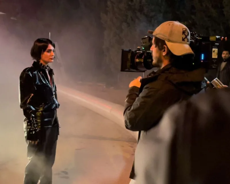 Hiss “Warner”la ilk layihəsini təqdim etdi