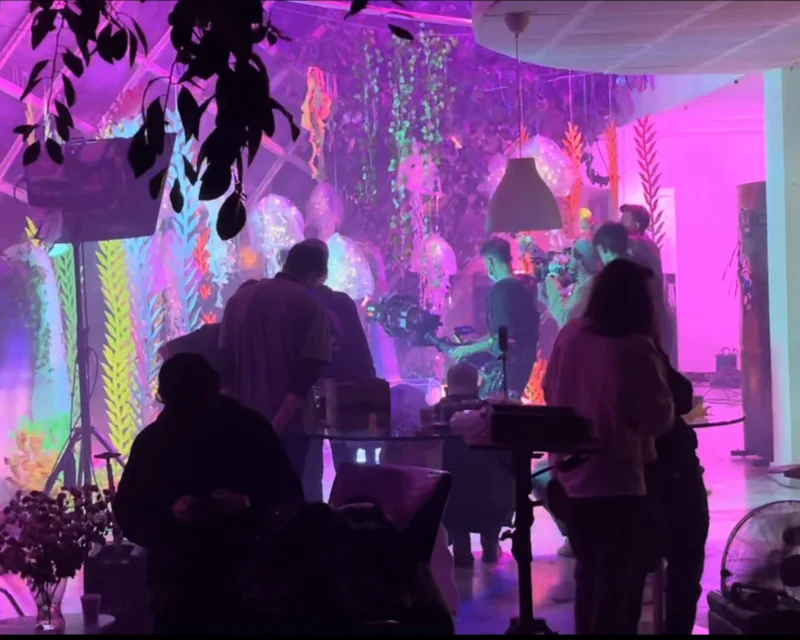 Hiss “Warner”la ilk layihəsini təqdim etdi