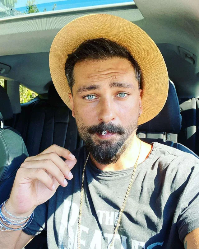 Sevgiləri tez bitdi