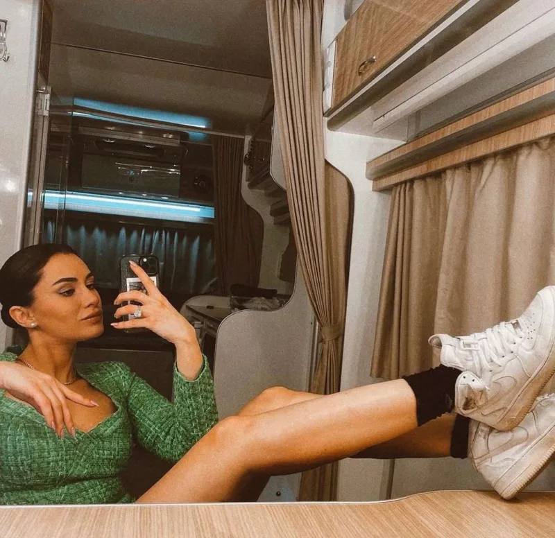 Sevgiləri tez bitdi