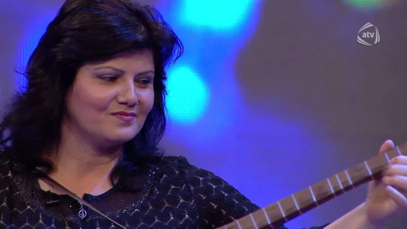 “Sənətim şərəfli olduğu qədər də, şərəfsizdir”