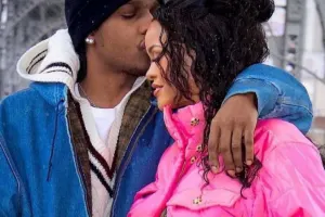 Rihanna hamilədir - Fotolar