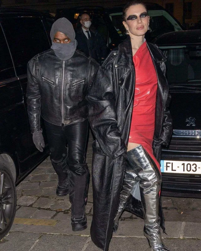 Məşhur aktrisanın örpəyi Fransada qalmaqal yaratdı