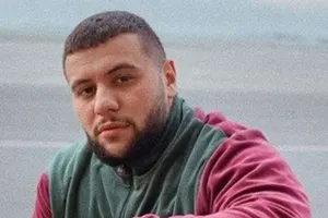 Xalqdan üzr istədiyi videonu sildi