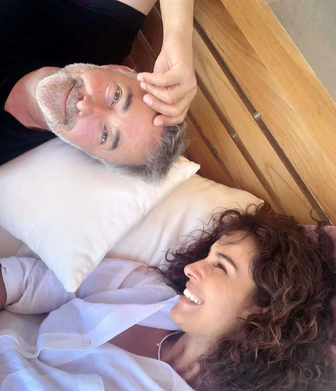 İksi də koronavirusa yoluxdu