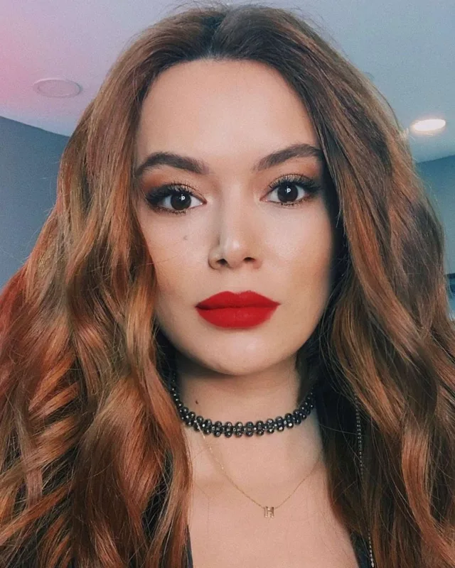 Növbəti yaşını atasının məzarı başında qarşıladı