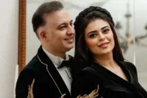 İlk dəfə oğlunun fotosunu paylaşdı