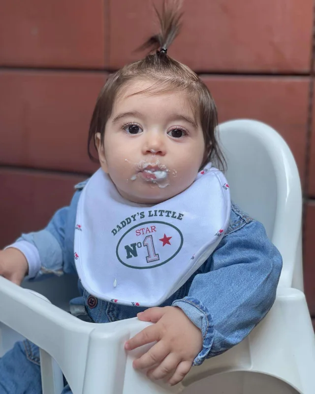 İlk dəfə ailəsini göstərdi - FOTOLAR