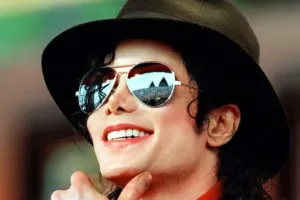 Maykl Ceksonun həyatı film olur