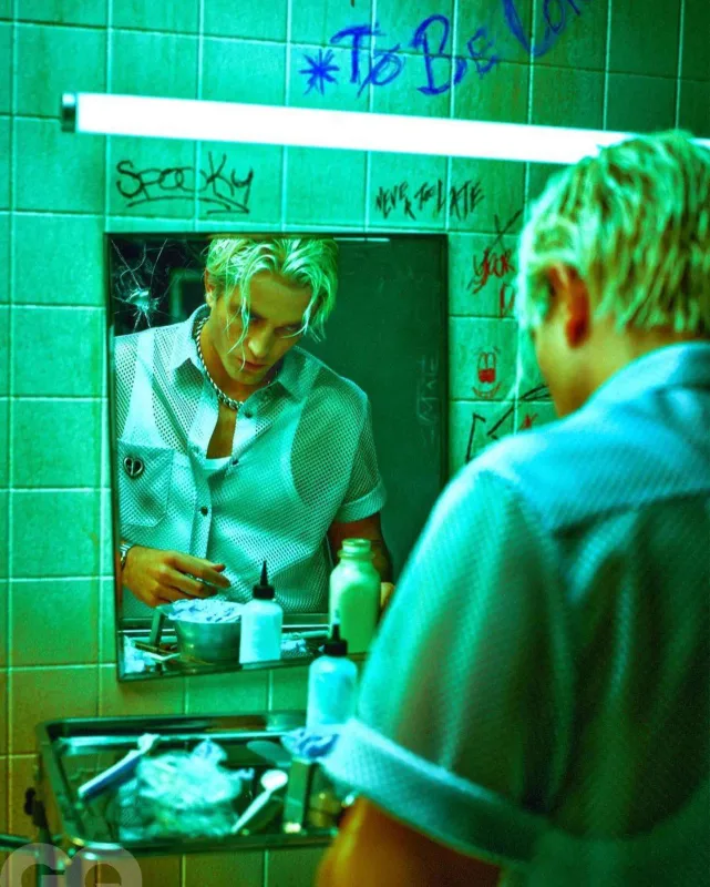 Dərgi üçün haldan-hala düşdü