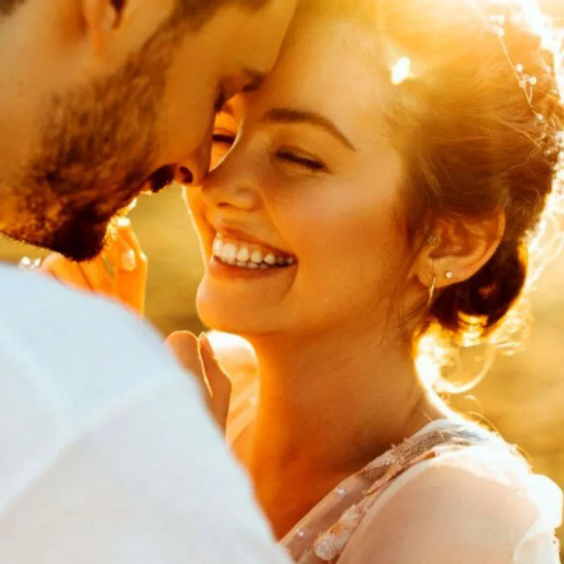 “Sihirli Annem”in ulduzu futbolçu ərindən boşanır