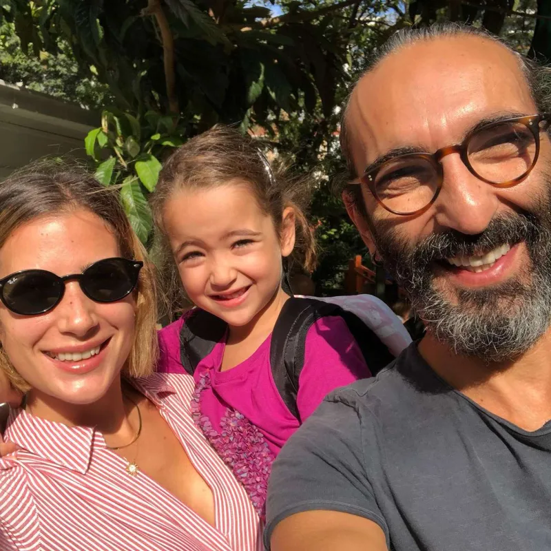 Aktyorun 8 illik evliliyi beş dəqiqəyə bitdi