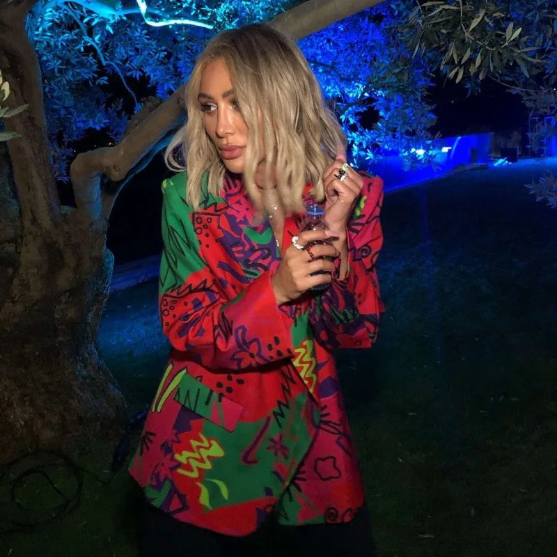 100 litr süd, 50 səhləb çiçəyi, dönər - Rayderi ilə gündəmdə