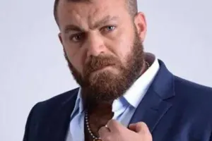 “Kurtlar Vadisi”nin aktyoru bıçaqla hücum çəkdi