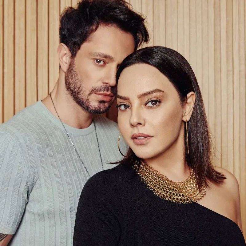 Ebruyla Muratın dueti təqdim edildi