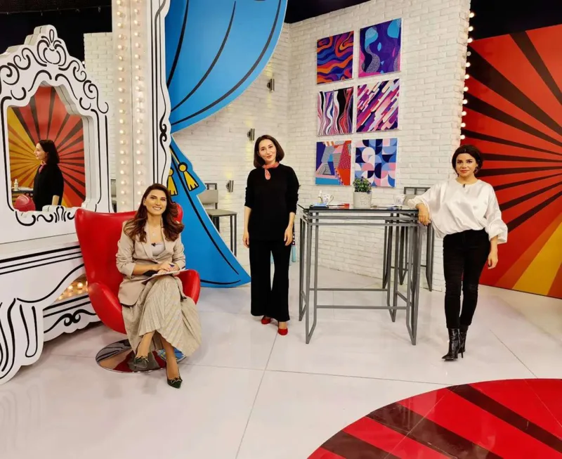 İTV-nin aparıcısı gömrükçülərdən narazıdır