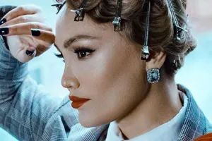 Nura ərindən qalan 4 evi satıb