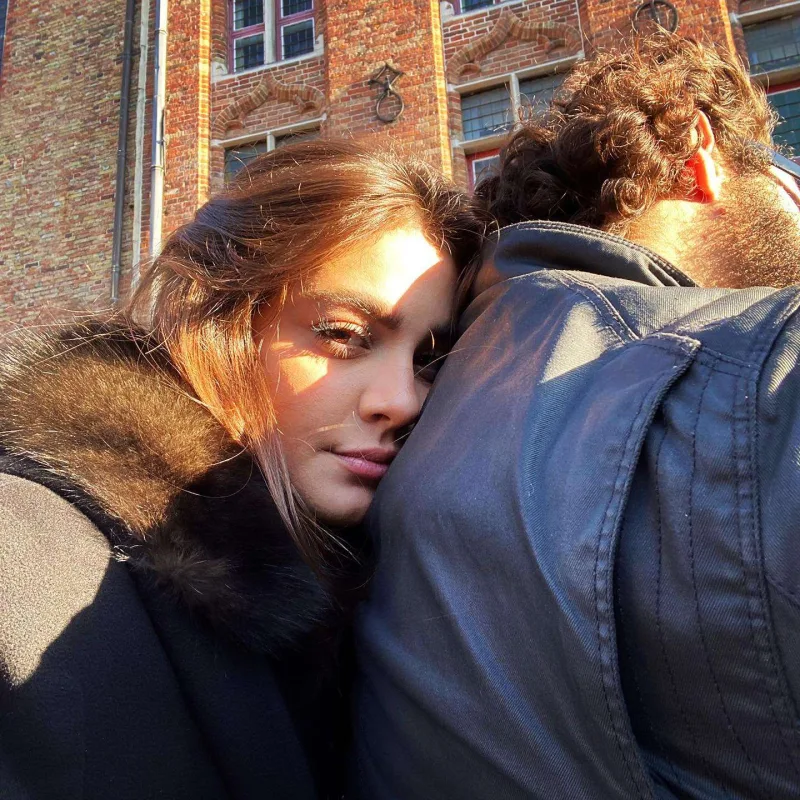 Van Dammın oğlundan azərbaycanlı həyat yoldaşı ilə bağlı paylaşım