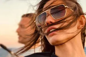 Demetin 17 minlik libası müzakirə olundu