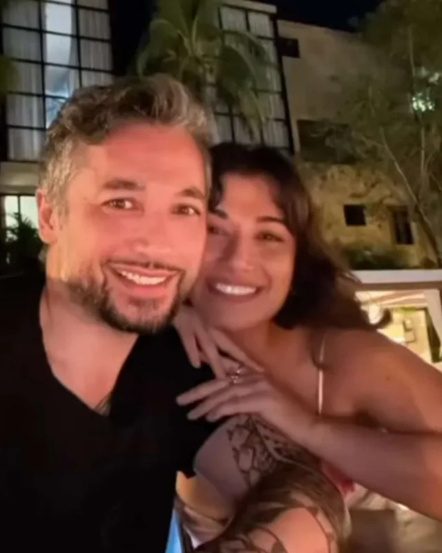 Türk futbolçu və azərbaycanlı sevgilisindən yeni fotolar