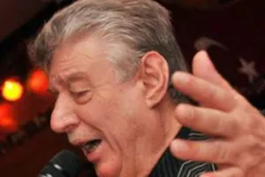 Türkiyəli məşhur ifaçı vəfat etdi