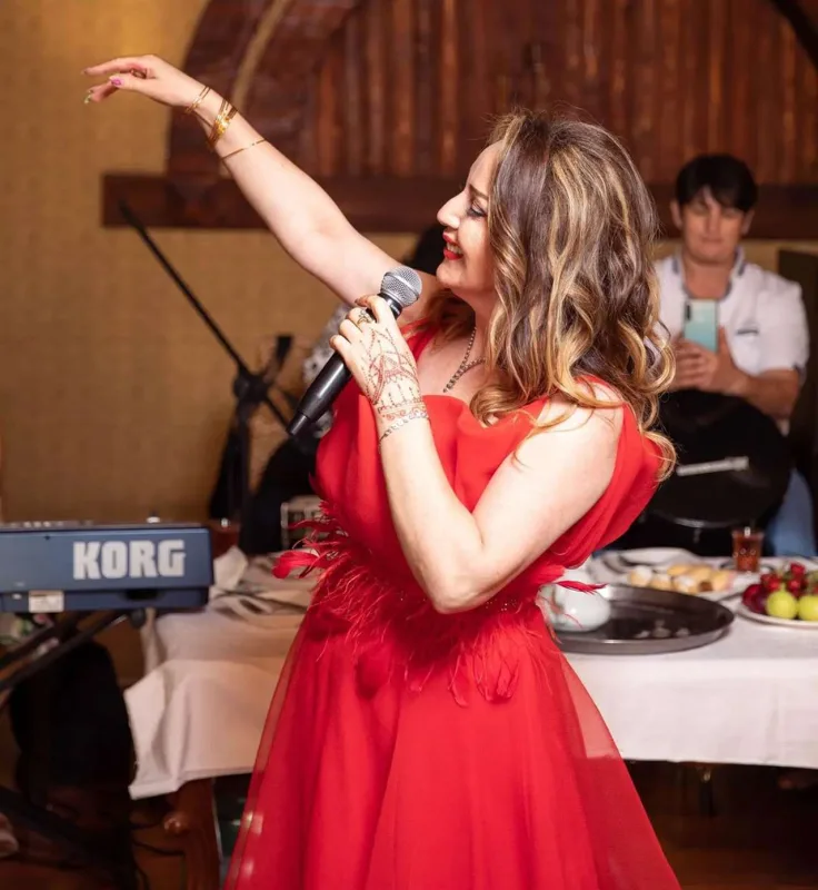 Xalq artisti mahnı yarışmalarını tənqid etdi