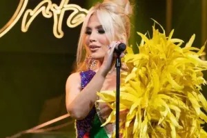 Lerzan Mutlu Bakıya gəlir