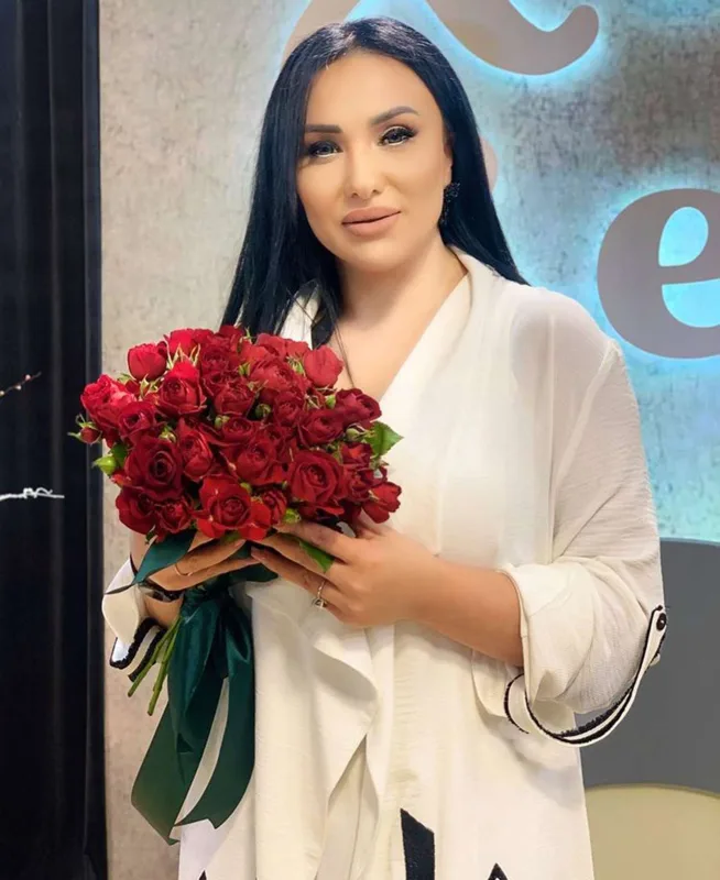 Vüsalə həmkarlarını sərt tənqid etdi