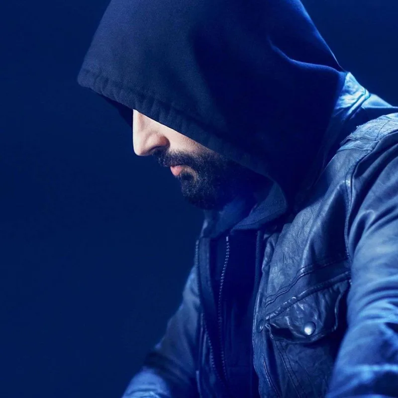 Tarkan “Geççek”i təqdim etdi