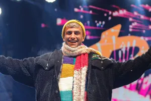 “Qazanıram, xərcləyirəm”