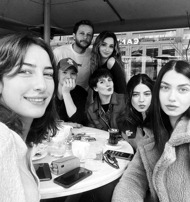 “Kırqın çiçekler” illər sonra görüşdü