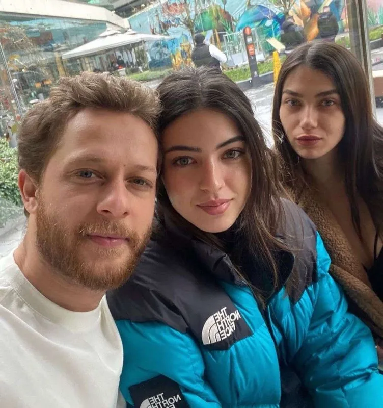 “Kırqın çiçekler” illər sonra görüşdü