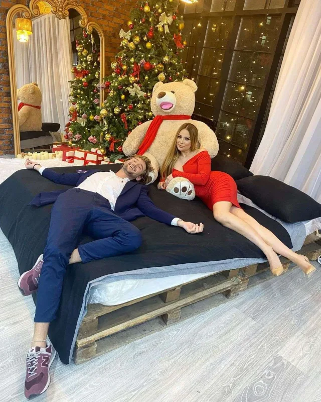 “Dedilər, küçəyə çıxmaq olmaz” - Nigarla Eldarın başına iş gəldi