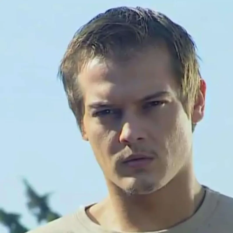 Arda Kural gəncliyinə döndü