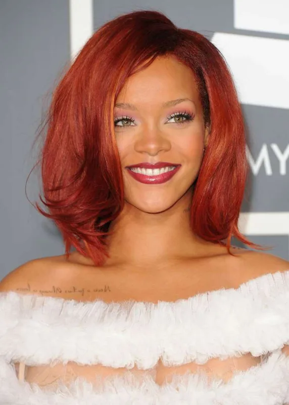 34 yaşlı Rihannanın təkamülü fotolarda