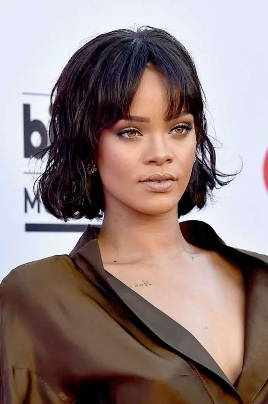 34 yaşlı Rihannanın təkamülü fotolarda